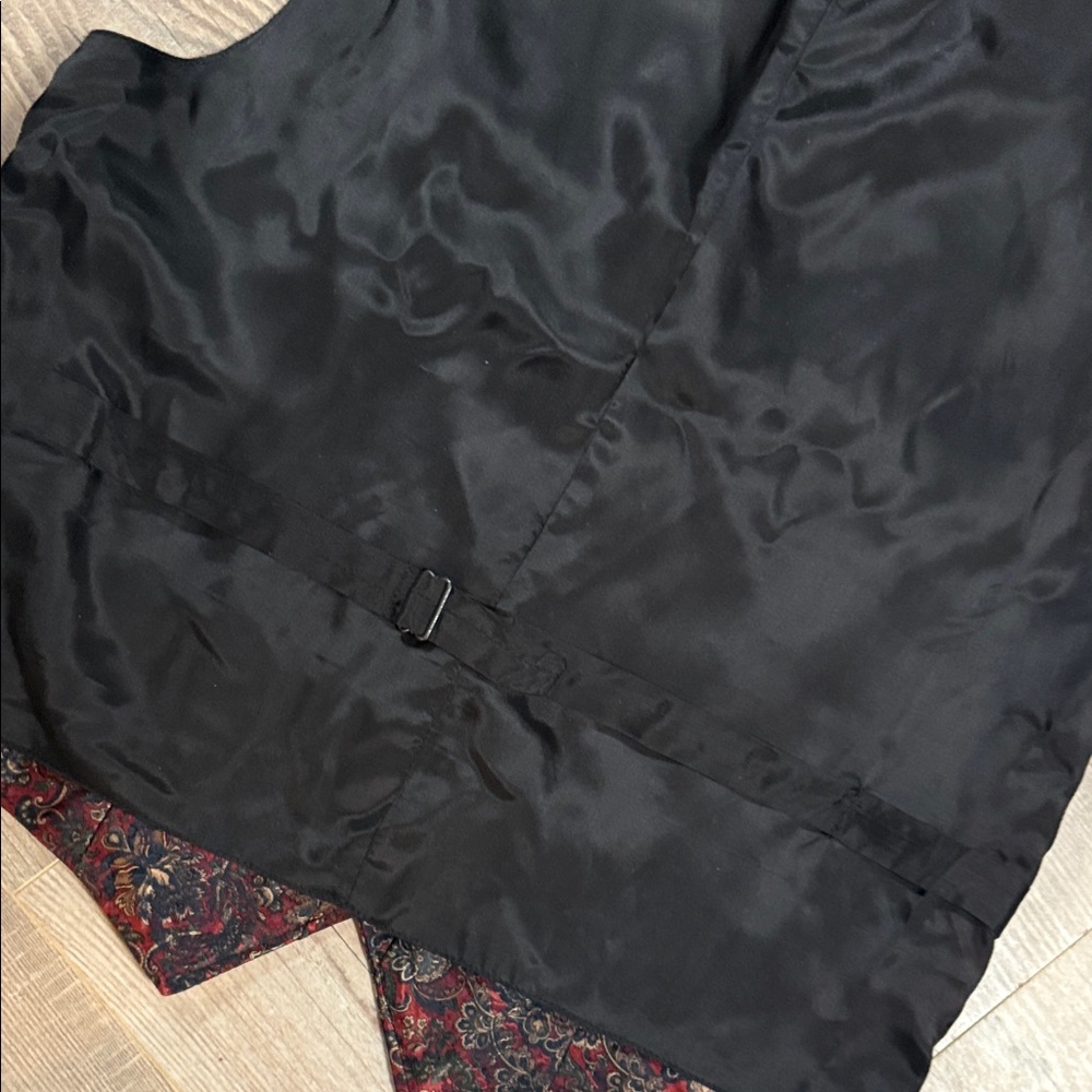 Vintage Paisley Satin Vest Made in USA - Picture 8 of 9
